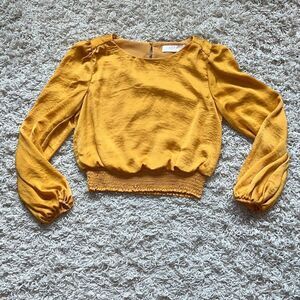 ASTR The Label Womens Goldish Yellow Satin Smocked Scoop Neck Long Sleeve Blouse